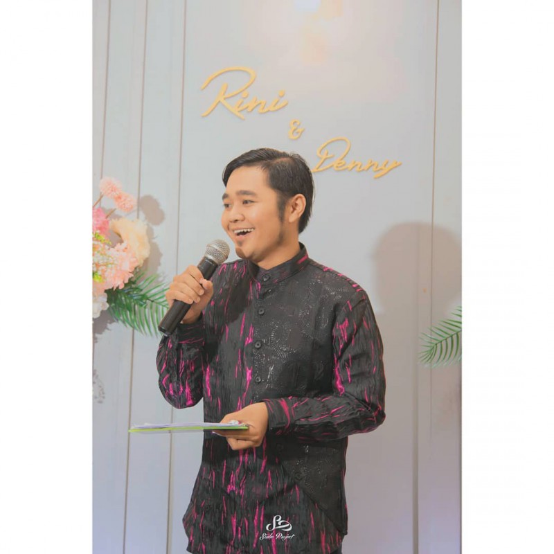 Laught Often Love More Projectsiuhe Rizalmarcomc Masterofceremony 